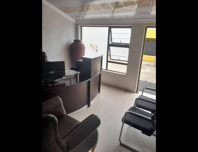 BUSINESS FOR SALE IN DIEPKLOOF ZONE 1